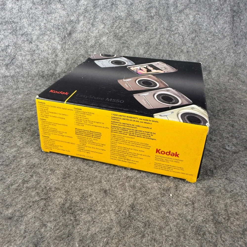 Kodak EasyShare M550 Digital Camera 12MP 5x Optical Zoom Champagne Bundle Box